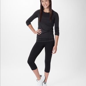 Ivivva (Lululemon) Fly Tech long sleeve black top